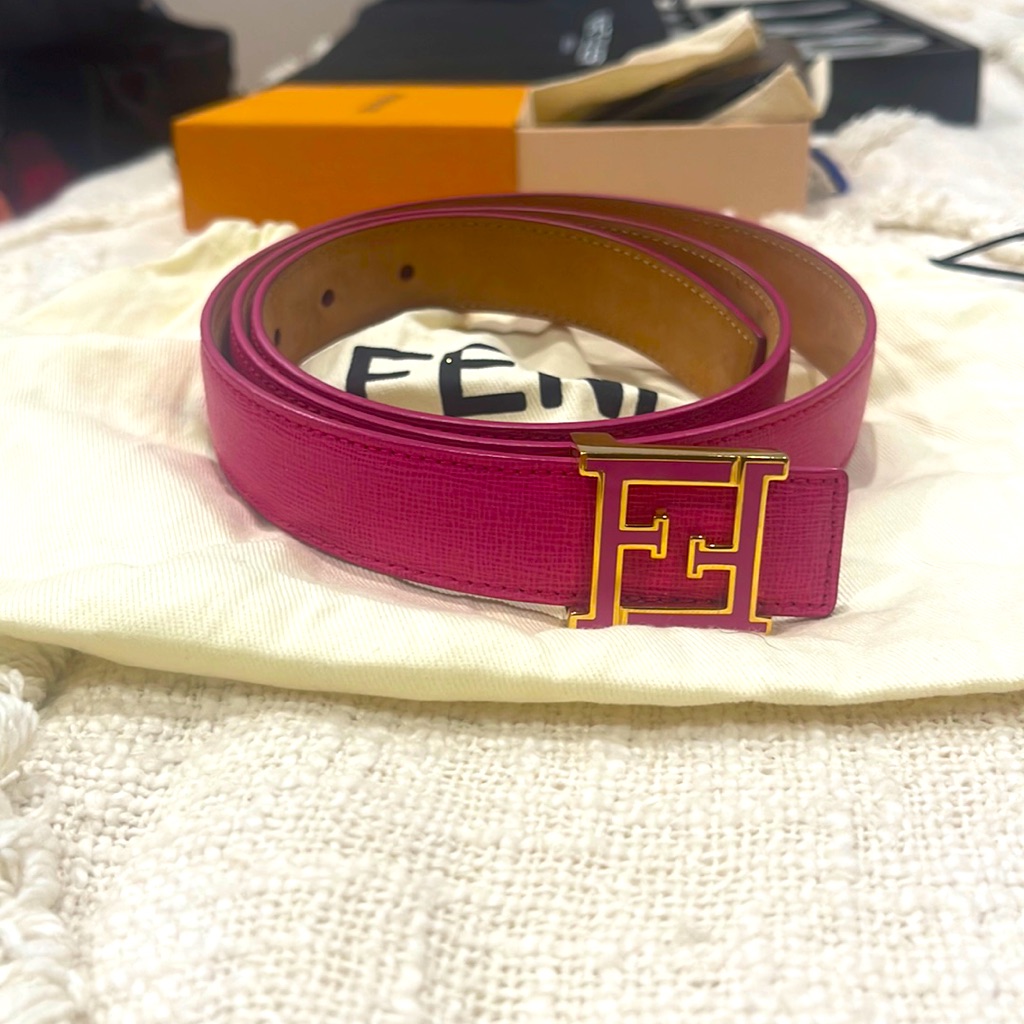 Authentic Fendi Barbie Pink Belt Gold Finishcomes With Dust Bag